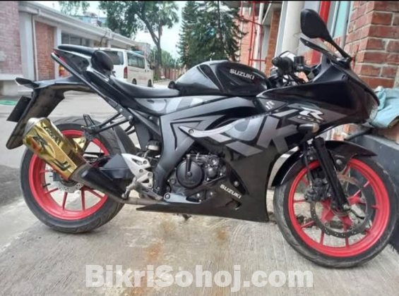 Sujuki GSX-R DUAL ABS